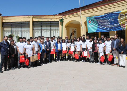 Estudiantes del Liceo San Esteban finalizan curso de soldadura para mejorar sus proyecciones laborales